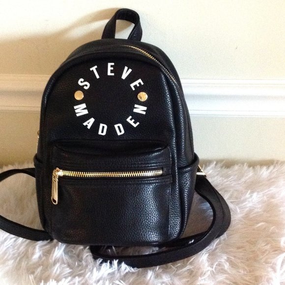 Steve Madden Bailey Circle Backpack